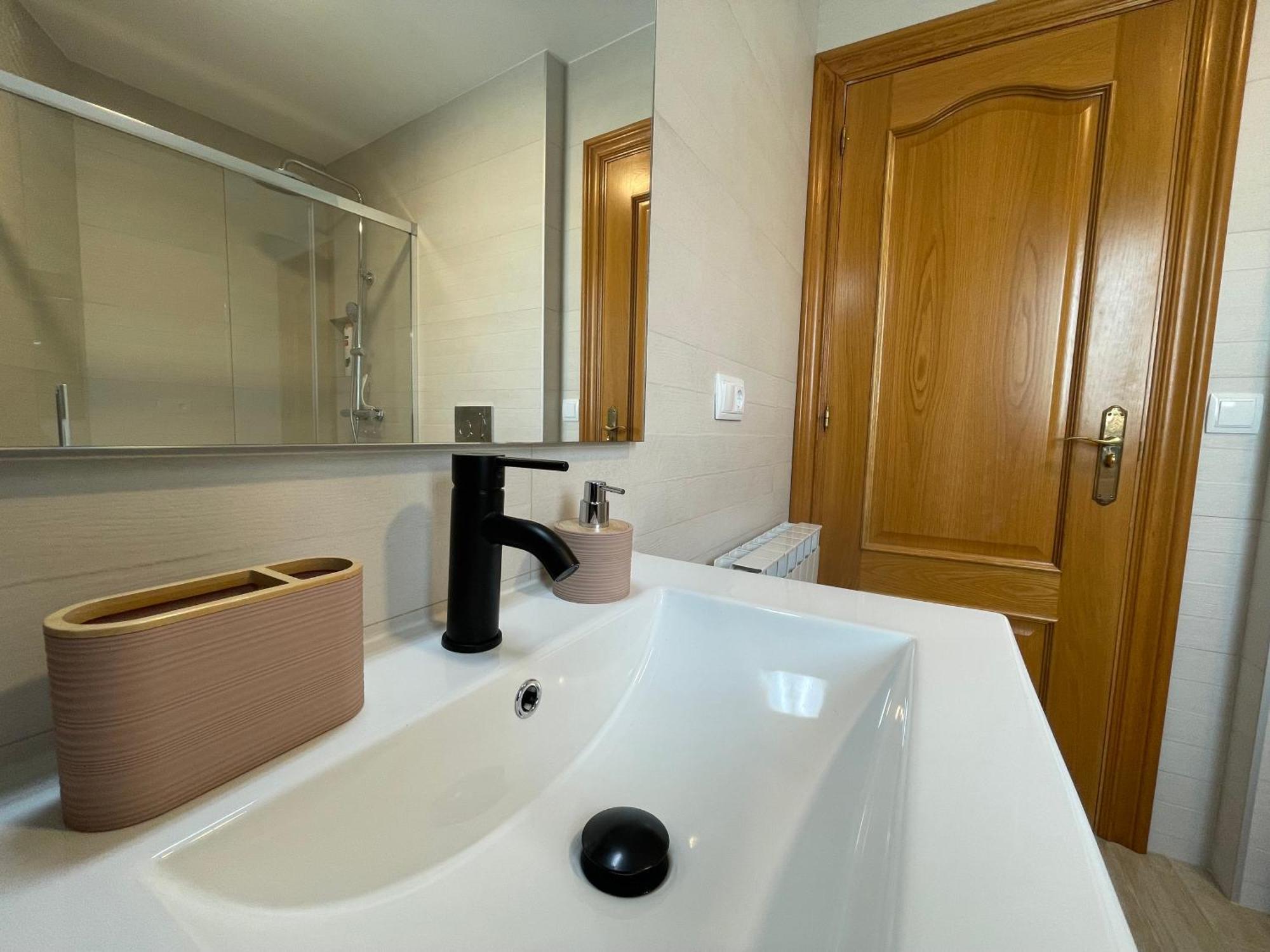 Apartamentos Montejurra Ayegui Exteriör bild