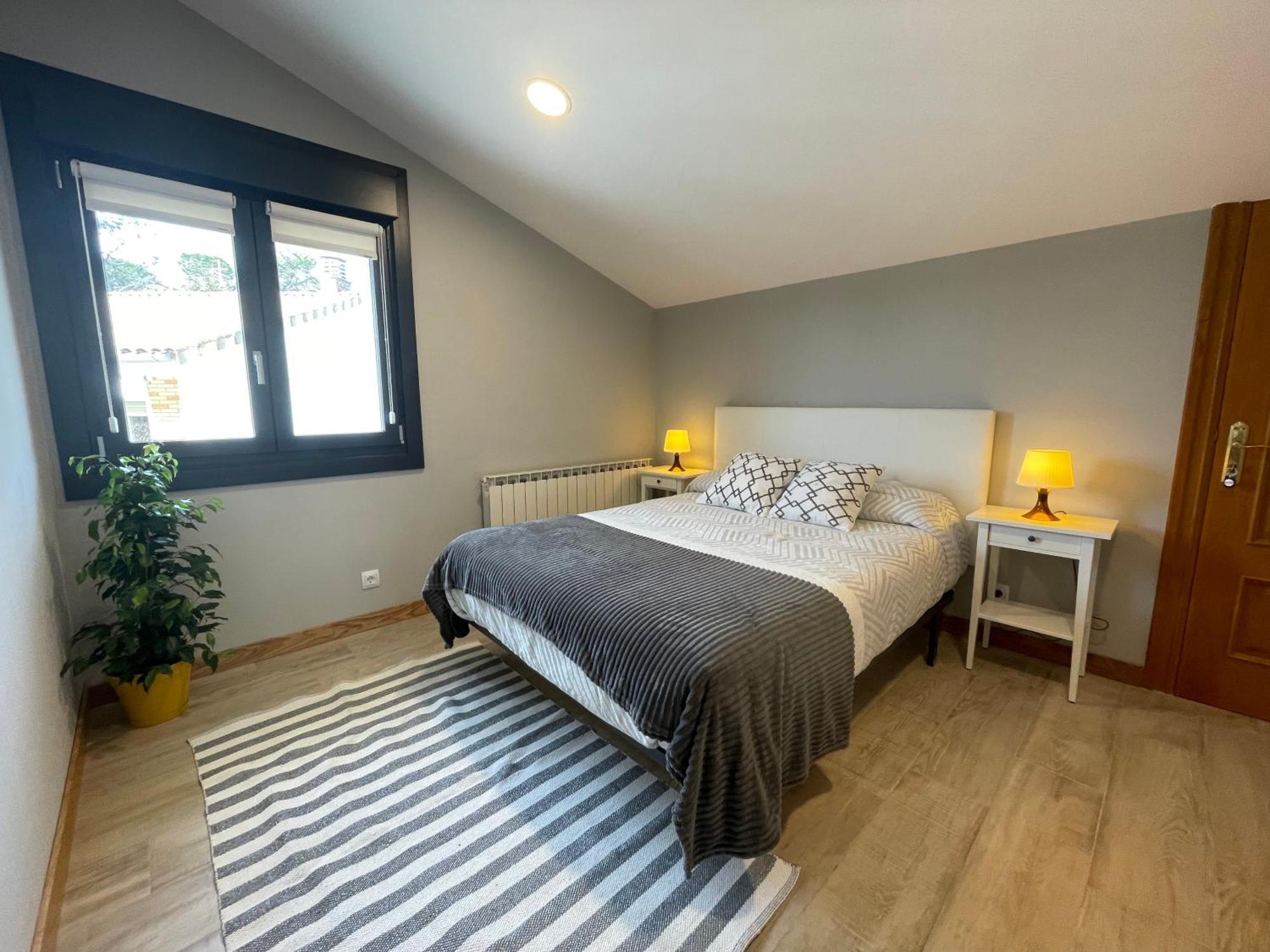 Apartamentos Montejurra Ayegui Exteriör bild